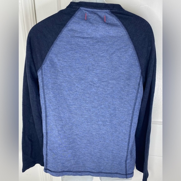 TOMMY BAHAMA Men's Blue Raglan Sleeve Baseball Shirt - Picture 3 of 3
